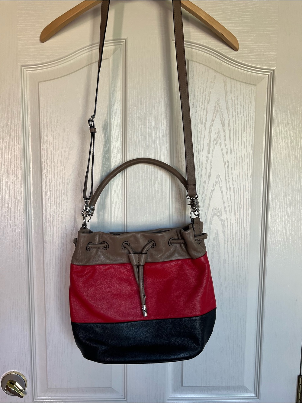 BRIGHTON "Brody" Leather
Bucket Shoulder Bag